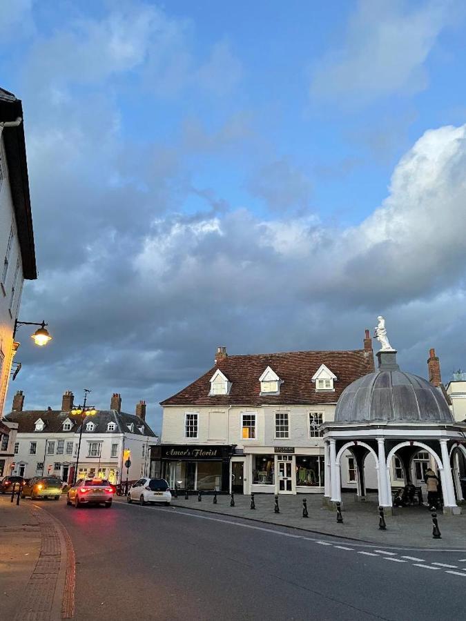 Loft In Bungay Apartment Bagian luar foto